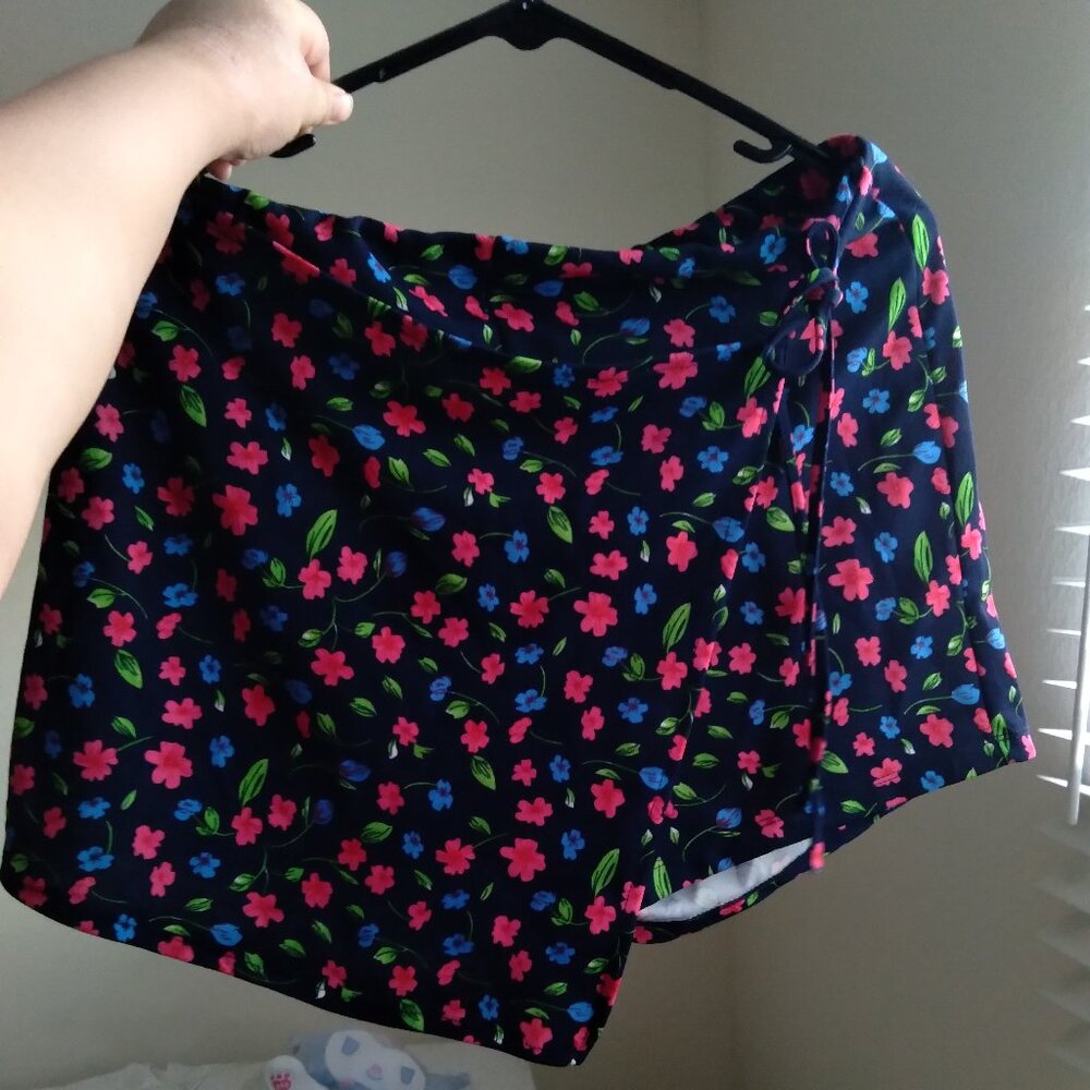 La La Muse Floral Print Skort Size XL